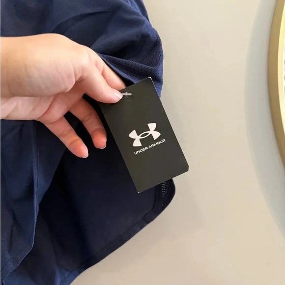 NWT Under Armour Navy Blue Athletic Running Short Size Large - Picture 6 of 6